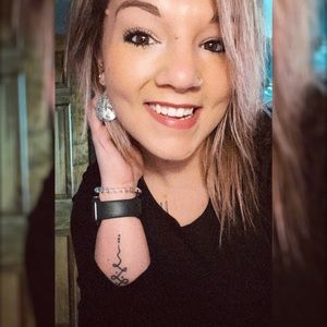 Meet your Posher, Karissah